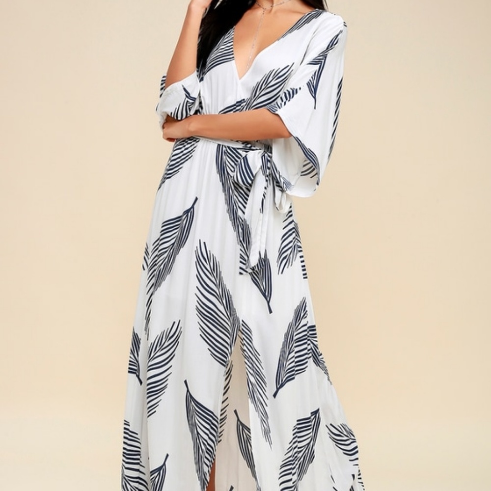 Lulu's Sign of the Times kimono wrap dress